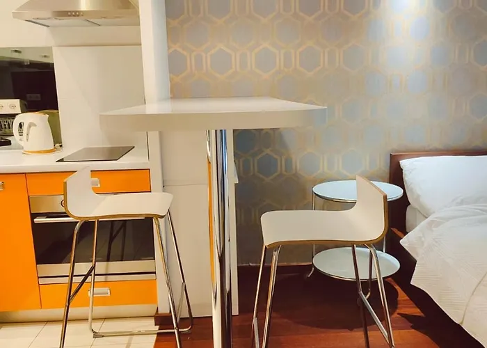 Klimatyzowany apartament przy Dworcu Głównym