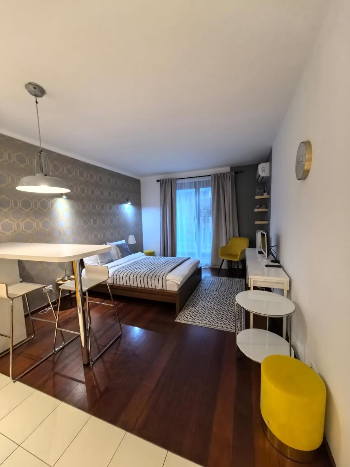 Apartament Klimatyzowany Przy Dworcu Głównym *